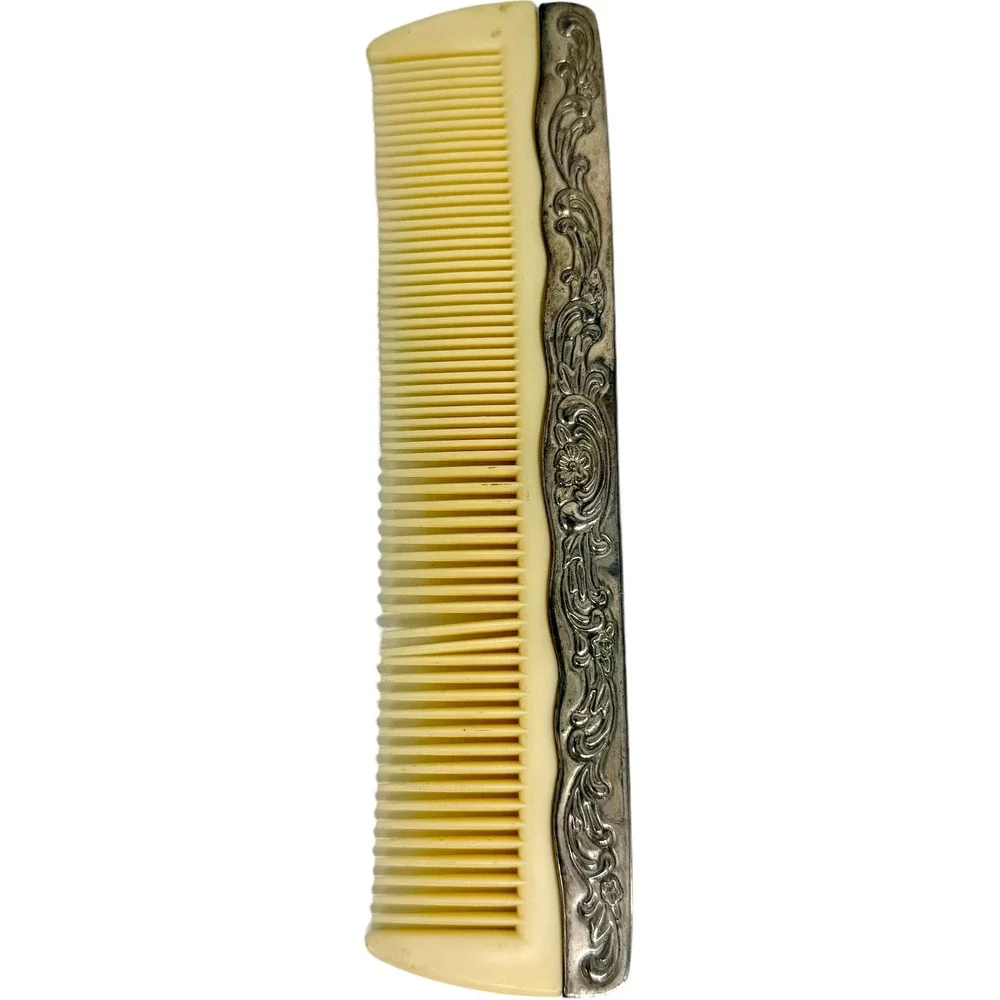 Vintage Ornate Floral Repousse Vanity Set Brush‎ Mirror Comb Silver Tone Fair